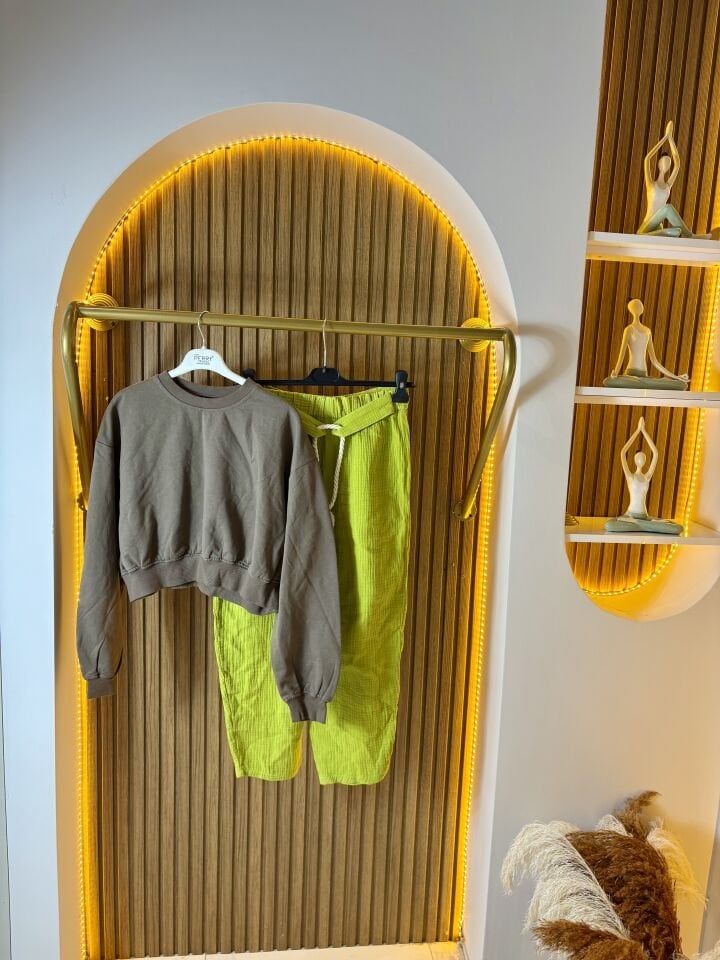 Kahverengi kısa crop Sweat