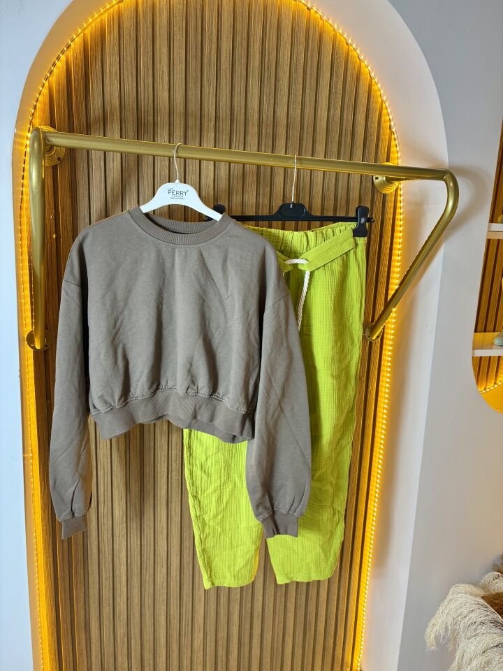 Kahverengi kısa crop Sweat