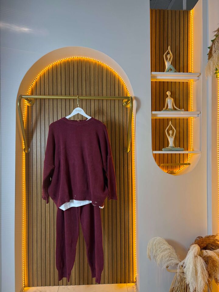 Bordo Oversize Triko İkili Takım – Rahat ve Şık Standart Beden