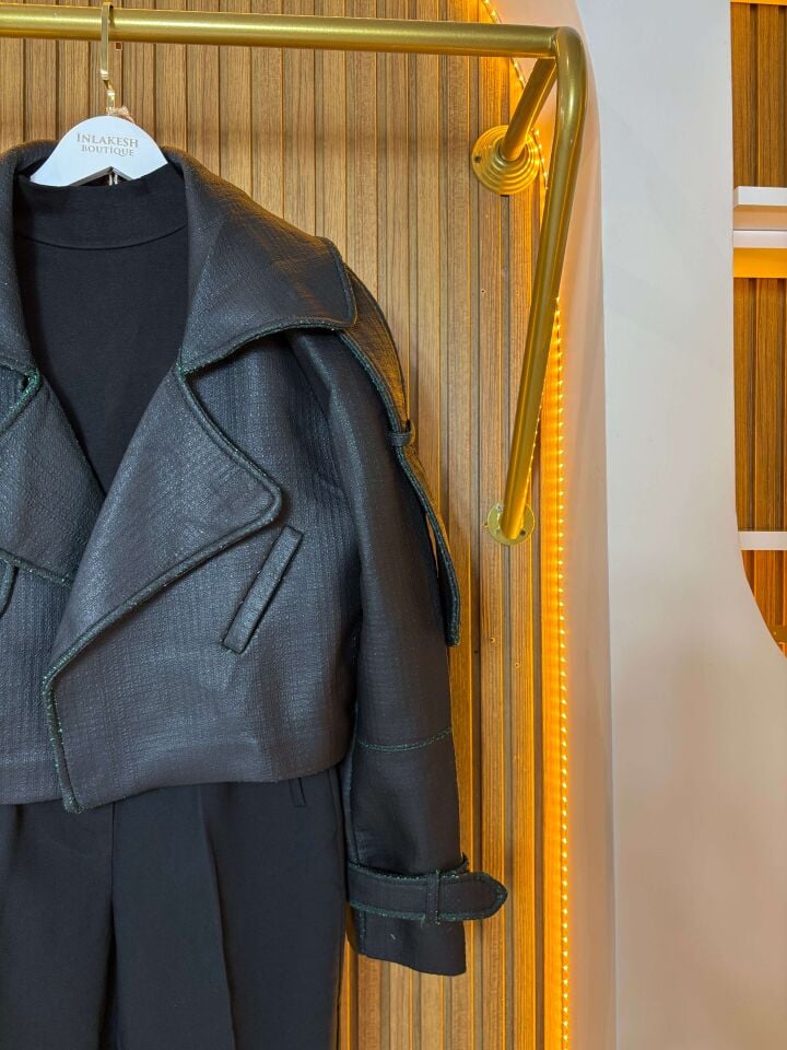 Kadın Oversize Kısa Trenç Ceket