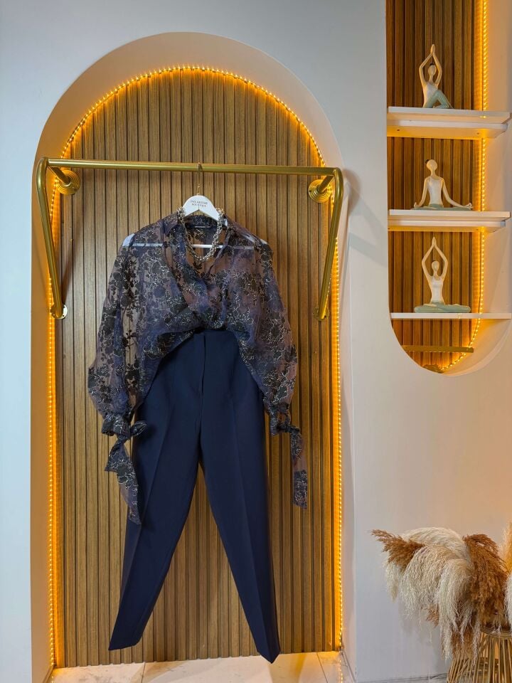 Lacivert Balon Kollu Transparan Gömlek