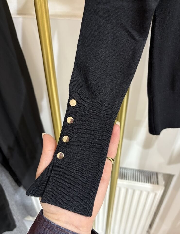 Siyah Bisiklet Yaka İnce Triko Kazak