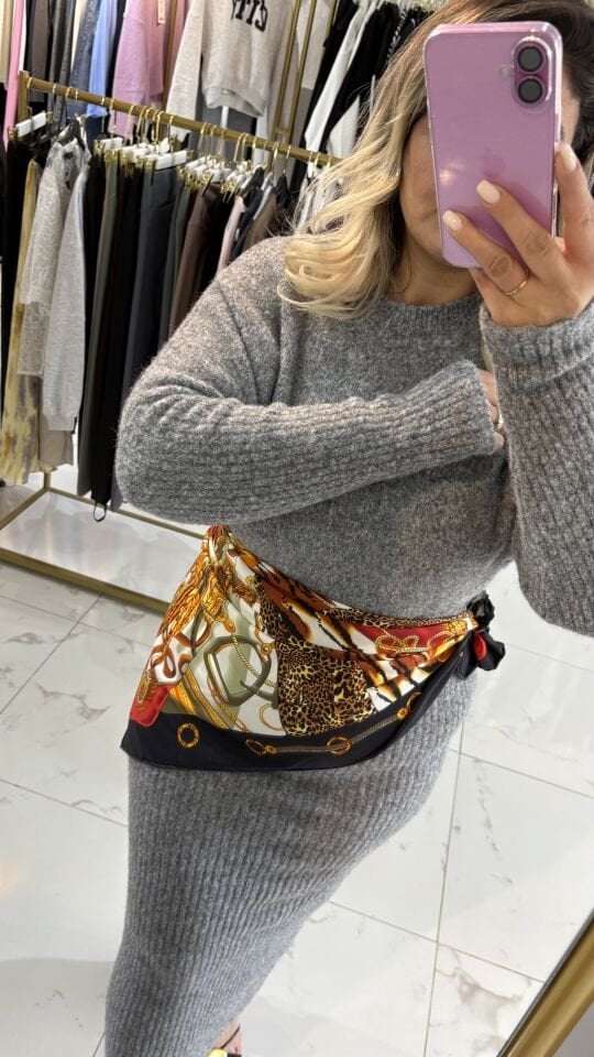 Gri Triko Kazak Elbise – Yumuşak Dokulu Rahat Kalıp