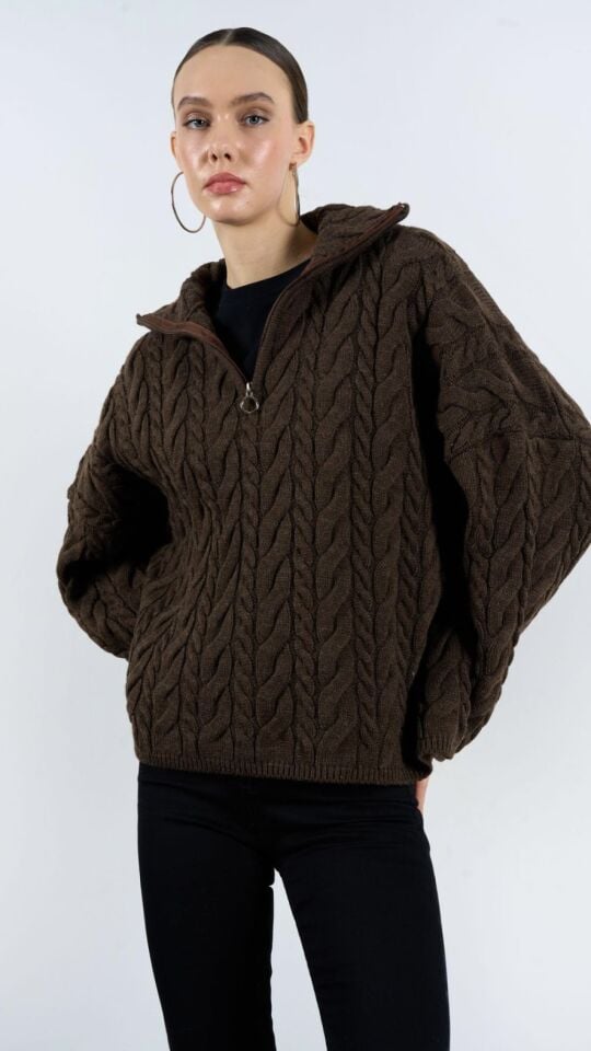 Fermuar Detaylı Saç Örgü Kahve Kazak