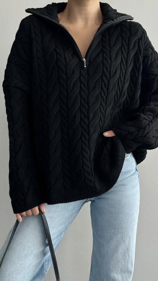 Fermuar Detaylı Saç Örgü Siyah Kazak