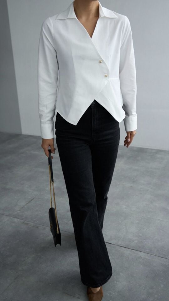 Asimetrik Kruvaze Beyaz Altın Düğmeli Kadın Gömlek