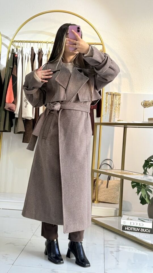 Kadın Kemerli Kaşe Kaban